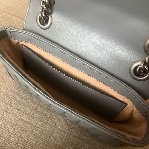GUCCI MARMONT BAG - Picture 3 of 6